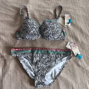 Johnny Was Bikini Zebra Twist Top Hipster Bottom Set Large Animal Print $206 NEW